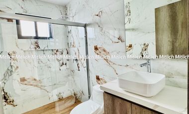 Casa en Venta Fraccionamiento Denali Rejon  $ 5,300,000