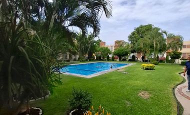 $1,200,000 Hermosa casa en VENTA en condominio Sauces, Emiliano Zapata, Morelos con alberca y seguridad