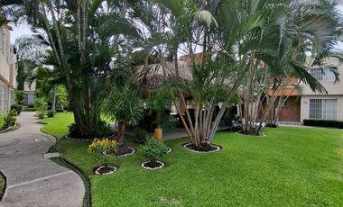 $1,200,000 Hermosa casa en VENTA en condominio Sauces, Emiliano Zapata, Morelos con alberca y seguridad