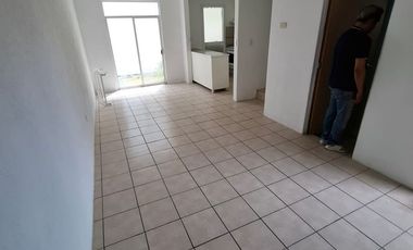 $1,200,000 Hermosa casa en VENTA en condominio Sauces, Emiliano Zapata, Morelos con alberca y seguridad