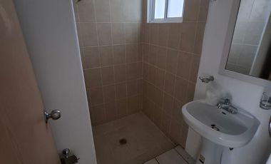 $1,200,000 Hermosa casa en VENTA en condominio Sauces, Emiliano Zapata, Morelos con alberca y seguridad