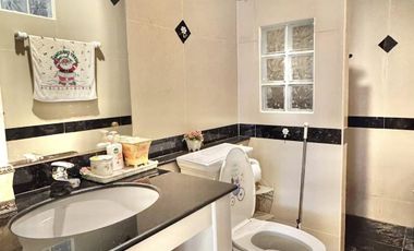Partly furnished house for sale in Koolpunt Ville 10