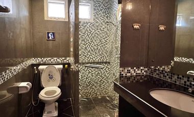 Partly furnished house for sale in Koolpunt Ville 10