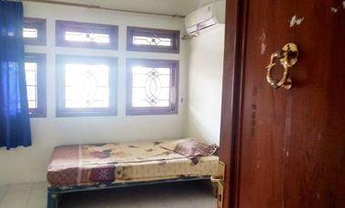 Kost Putra di Ciputat Dekat UIN Syarif Hidayatullah, RS Hermina Ciputat, TIP TOP Ciputat