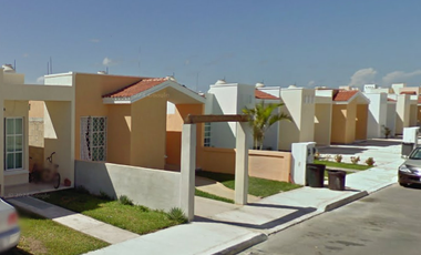 Casa 🏡 de oportunidad en  Calle Paseo de Andalucía 13, La Toscana, Playa del Carmen, Quintana Roo, México✨💵
