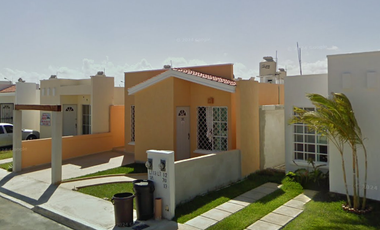 Casa 🏡 de oportunidad en  Calle Paseo de Andalucía 13, La Toscana, Playa del Carmen, Quintana Roo, México✨💵