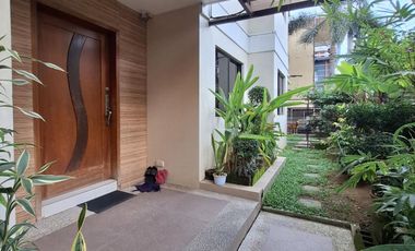 Elegant House and Lot with Roof Deck for Sale in Sto. Nino, Marikina City