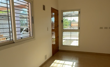 EXCELENTE DEPARTAMENTO EN PLANTA BAJA - Guyamallén