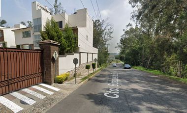 Casa ubicada en Cuautitlan Izcalli en Remate Bancario, con la mejor asesoría de Consultores inmobiliarios certificados.