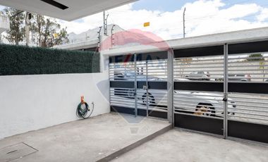 Se Vende Casa en el Retorno y Huancavilcas