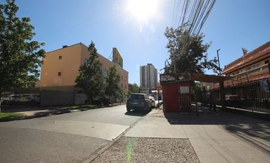 Se Arrienda Departamento en Vargas Buston - San Miguel