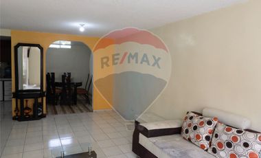 CASA DE VENTA EN CARANQUI - CONJUNTO LOS ALMENDROS, IBARRA