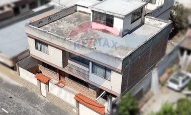 CASA DE VENTA EN IBARRA SECTOR PARQUE EL AVION, IBARRA