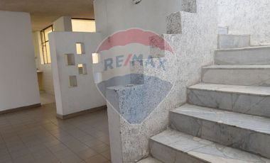 CASA DE VENTA EN IBARRA SECTOR PARQUE EL AVION, IBARRA