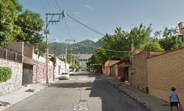 Venta de Casa en Remate Col. Vista Alegre, Acapulco De Juárez Gro.