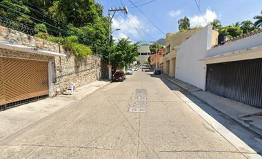 Venta de Casa en Remate Col. Vista Alegre, Acapulco De Juárez Gro.