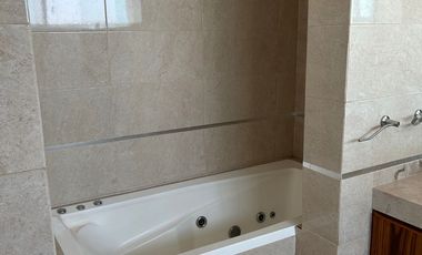 Casa en Venta en Arauca 1 Zona Real Zapopan