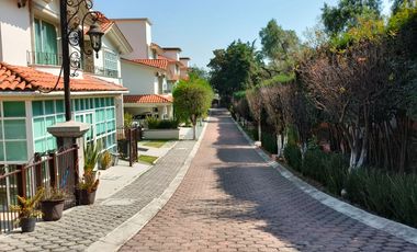 Casa estilo Californiano en Venta a 5 min del Centro de Tepotzotlán