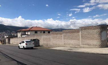 DE OPORTUNIDAD, TERRENO CALLE NAZARETH