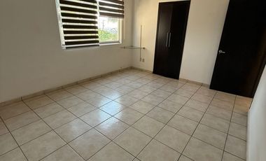 Preciosa casa en Villas de Irapuato