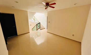 Casa en renta en Veracruz en Fracc. Lomas del Sol Riviera Veracruzana