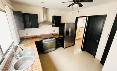 Casa en renta en Veracruz en Fracc. Lomas del Sol Riviera Veracruzana