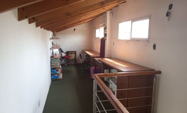 Venta Casa 3 Dormitorios Lanús Oeste Piscina Cocheras