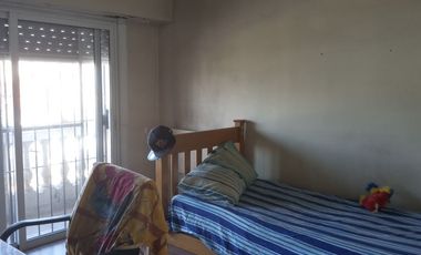 Venta Casa 3 Dormitorios Lanús Oeste Piscina Cocheras