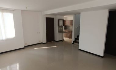 Se alquila hermosa casa campestre en conjunto residencial