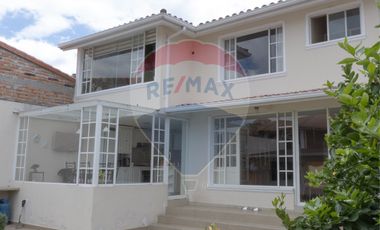 CASA DE VENTA EN LA QUINTA - IBARRA