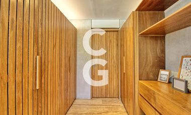 Casa en Venta en Cancún en Laguna Puerto Cancún con Alberca y Rooftop