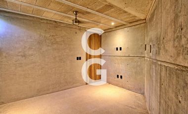 Casa en Venta en Cancún en Laguna Puerto Cancún con Alberca y Rooftop