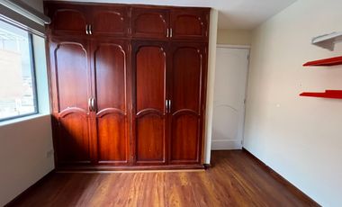 🏡 Casa en Renta de 5 Dormitorios muy amplia por la Av. Loja y Av. 10 de Agosto🏡