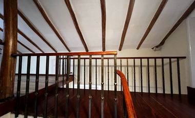 🏡 Casa en Renta de 5 Dormitorios muy amplia por la Av. Loja y Av. 10 de Agosto🏡