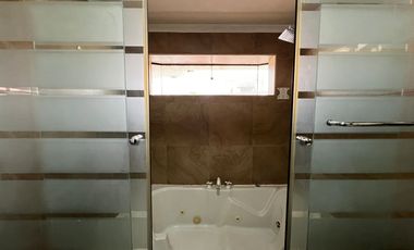 🏡 Casa en Renta de 5 Dormitorios muy amplia por la Av. Loja y Av. 10 de Agosto🏡