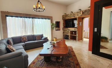 Espectacular residencia en venta en San Miguel de Allende, fracc. Privado, acceso controlados, única en su tipo, 5 recámaras, alberca, etc.