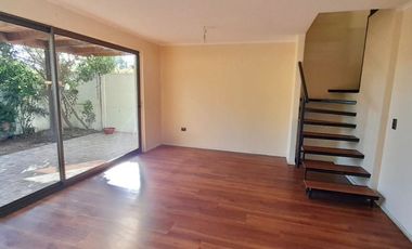 Venta casa en exclusivo condominio Altazor, Peñaflor
