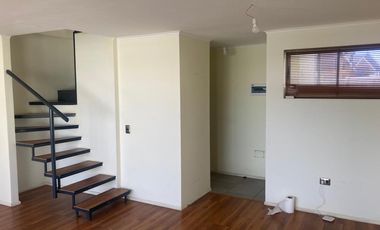 Venta casa en exclusivo condominio Altazor, Peñaflor