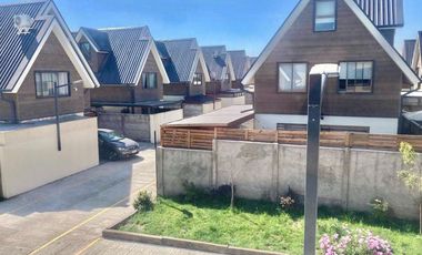 Venta casa en exclusivo condominio Altazor, Peñaflor