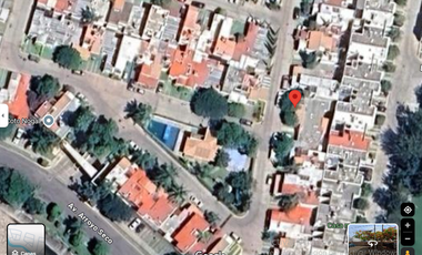 CASA DE OPORTUNIDAD EN AV. ARROYO SECO 1,500  SAN PEDRO TLAQUEPAQUE  $749,828 PRECIO EPECIAL SOLO POR UNOS DIAS,