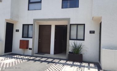 Venta de Casa en Miguel Hidalgo / Tláhuac EP 24-4715