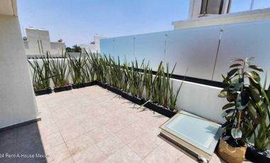 Venta de Casa en Miguel Hidalgo / Tláhuac EP 24-4715