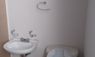 VENDO CASA  2 NIVELES  LUEÑA 7 ESQUINA  AV. ALCUDIA VALLE DE LAS FUENTES CALIMAYA