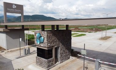 Casa en renta en León, León - Estacionamiento