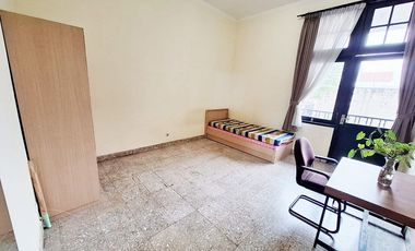 Kost Putri Dekat Gedung Sate, Lapangan Gazibu, ITENAS Bandung, Universitas Sangga Buana YPKP