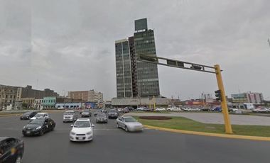 Venta de Oficina   estacionamiento en Edif. Anglo Peruano, a media cdra. del Palacio de Justicia