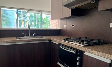 48051 Apartamento en arriendo en el sector Loma del Esmeraldal, Envigado