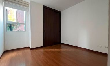 48051 Apartamento en arriendo en el sector Loma del Esmeraldal, Envigado
