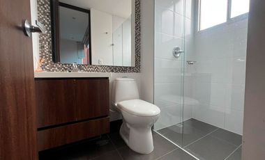 48051 Apartamento en arriendo en el sector Loma del Esmeraldal, Envigado