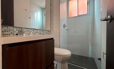 48051 Apartamento en arriendo en el sector Loma del Esmeraldal, Envigado